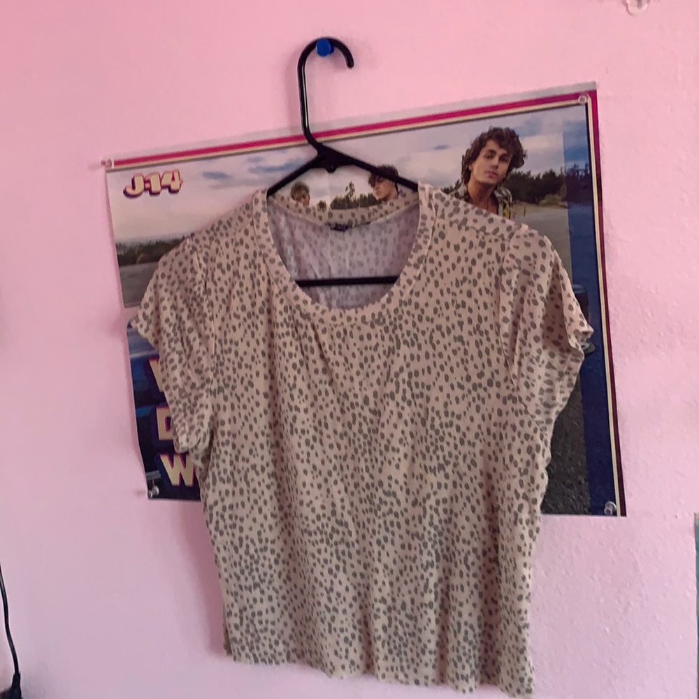 Brown and gray speckled top